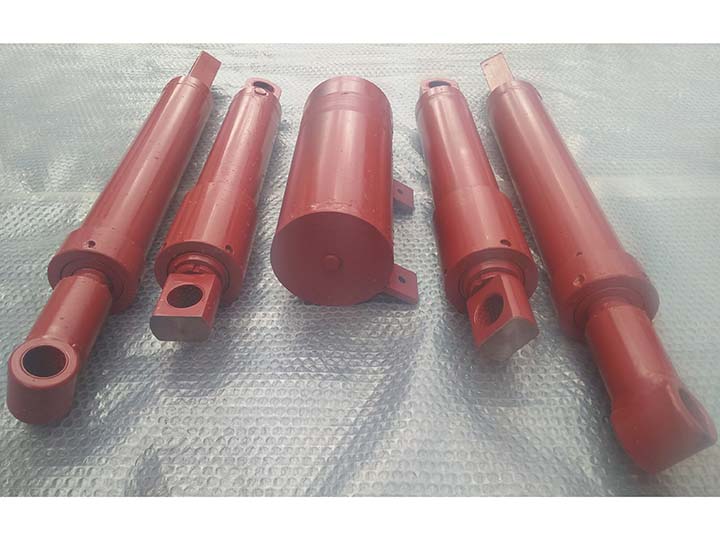 tailplate hydraulic cylinder Sold to Sweden